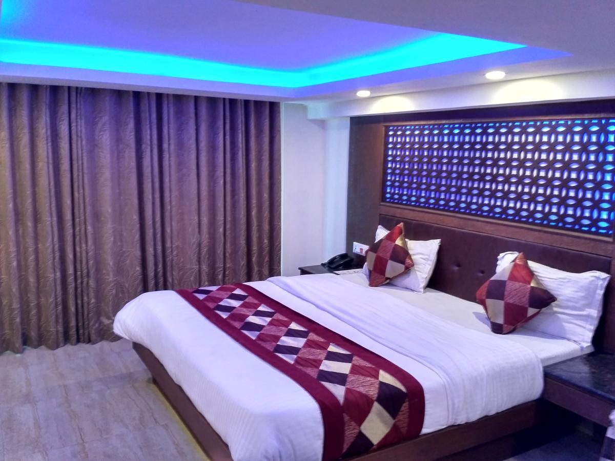Hotel Hamers International Masuri Exterior foto